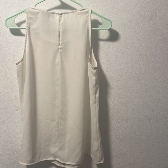 A LOFT Embellished Top! - Picture 9 of 13